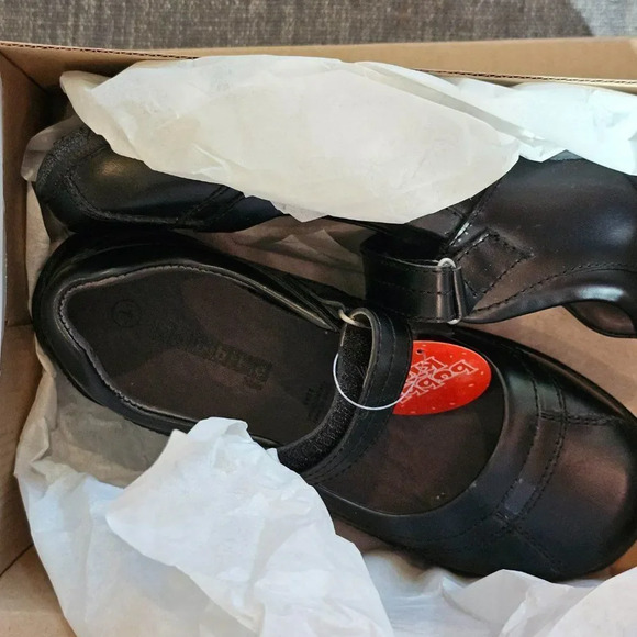 Bobble Carmen Toddler Black Soft Synthetic Leather Strap Shoes Size 1 NWT - Picture 6 of 8